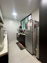 Esparina Residences (D19), Condominium #453133641